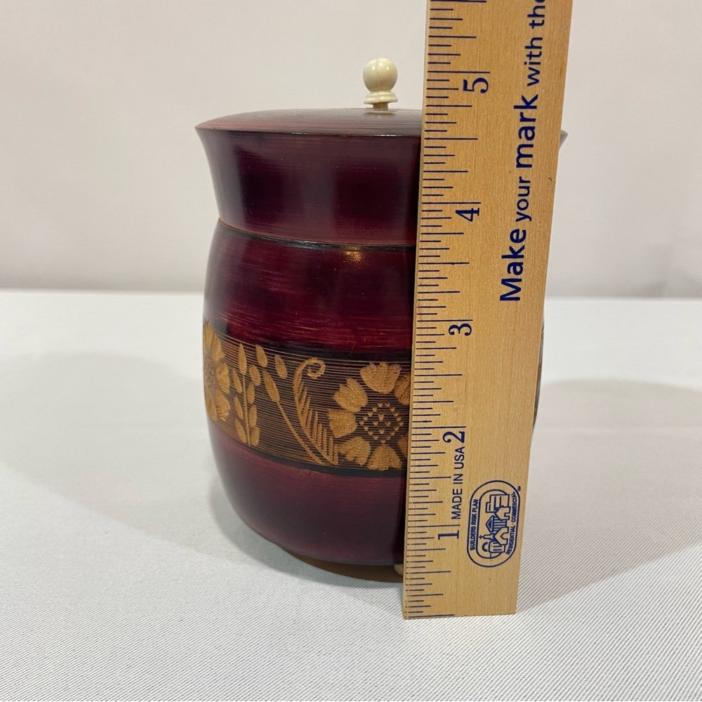Hamdcrafted Wooden Jar Box with lid Floral Hand Carved band - Picture 3 of 13